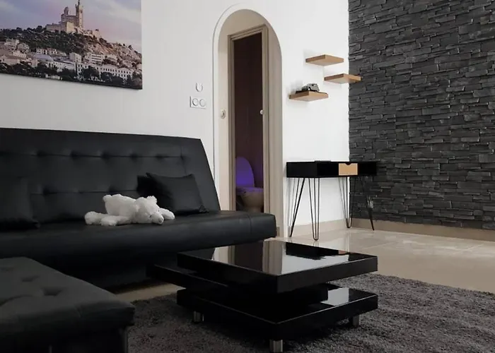 Appartement Front Vieux Port Tout Option Jacuzzi